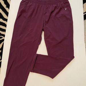 🛍Old Navy Active athletic pants L 43